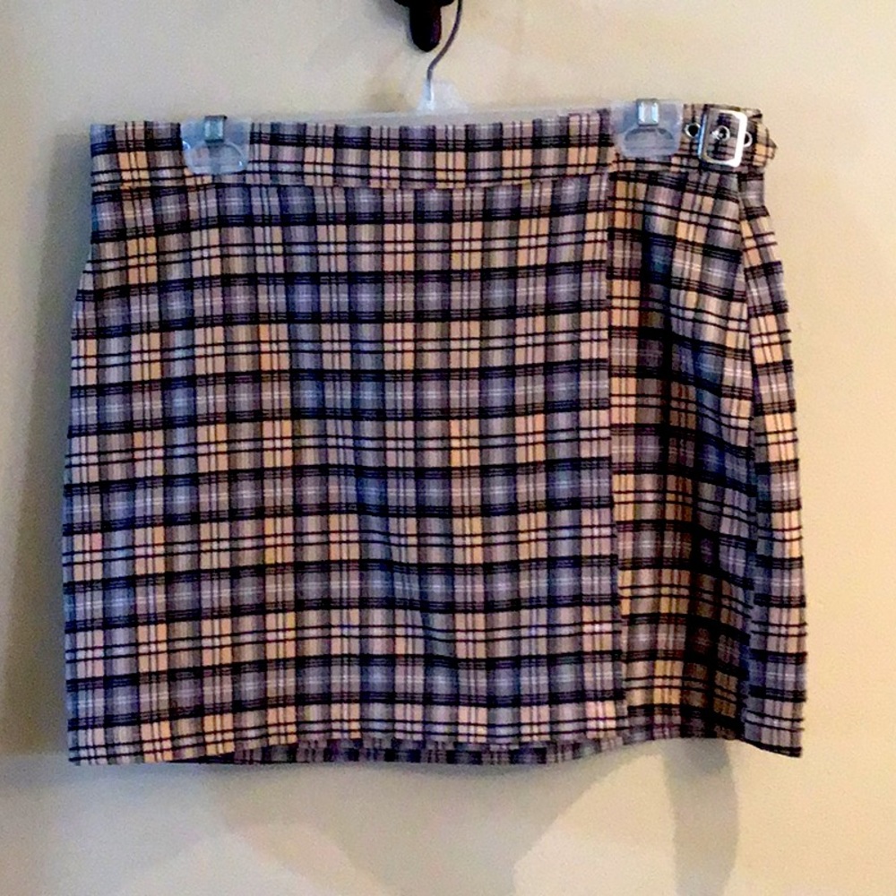 545 🌻GUC Sky & Sparrow Plaid Wrap Skirt🌻